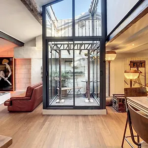 Pygmalion Apartment Avignon