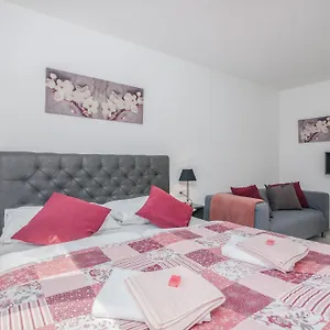 Elle Luxury Vantacici Apartment Malinska
